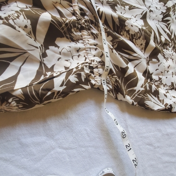 Lauren Ralph Lauren Olive Print Sleeveless Cinched Sz. 12 Jumpsuit NWT - Picture 14 of 16